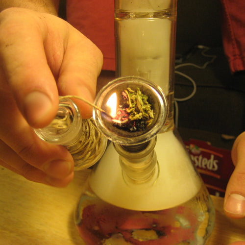 How to Pack a Bowl of Weed?