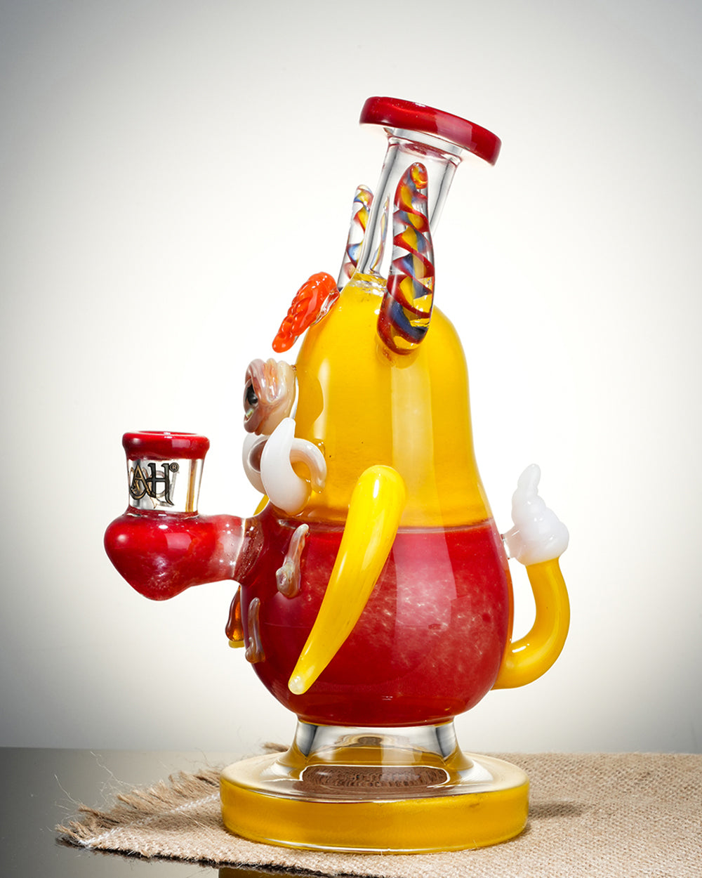 Lookah Bong 8" Cute Mini Monster Bong